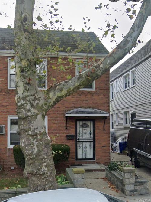 2-77-47 166th Street, New York, NY, 11366 | Card Image