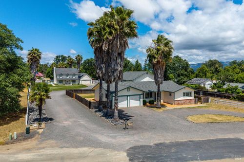 160 Gobalet Ln, Ukiah, CA, 95482-6907 | Card Image