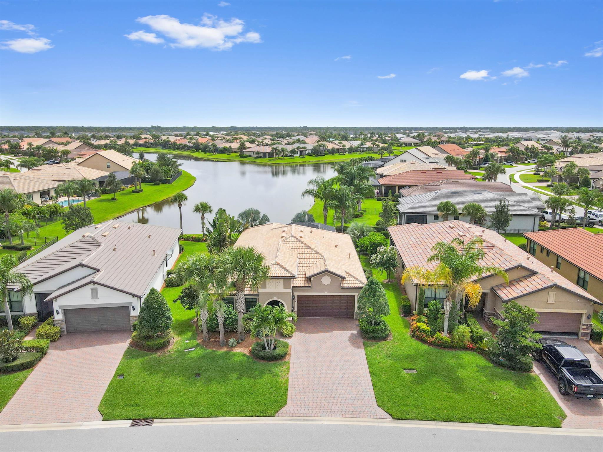 Courances Dr, Port Saint Lucie, FL 34984