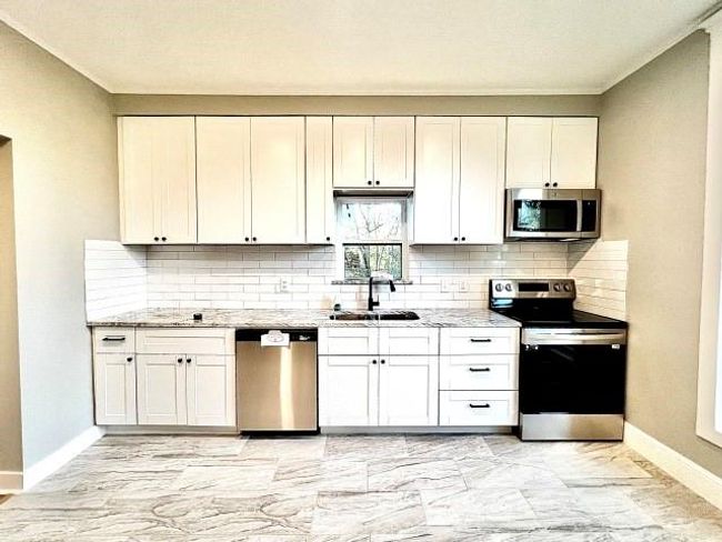 208 Daingerfield St, House other with 3 bedrooms, 2 bathrooms and null parking in Naples TX | Image 11