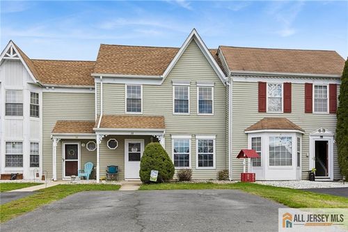 38 Anderson Ct, East Brunswick, NJ, 08816-5606 | Card Image