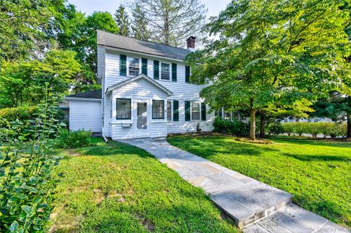 99 Golden Hill Ave, Goshen, NY, 10924-1716 | Card Image