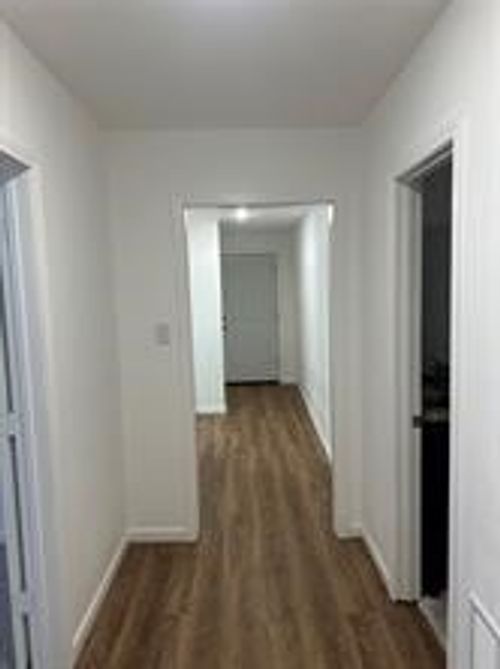 1-209 W 6th St, Bonham, TX, 75418-3661 | Card Image