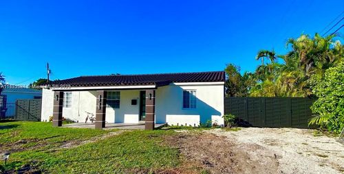 6765 Sw 17th St, Miami, FL, 33155-1717 | Card Image