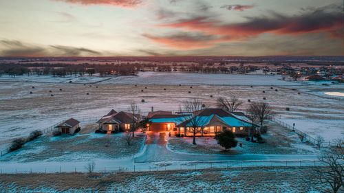 3601 Springfield Rd, Springtown, TX, 76082-6135 | Card Image