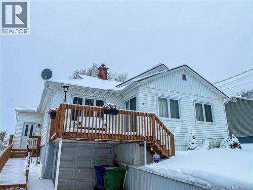 77 Fraser St, Plaster Rock, NB, E7G1R9 | Card Image
