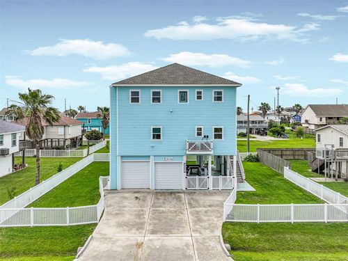 16631 Jean Lafitte Rd, Galveston, TX, 77554 | Card Image