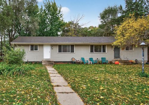 380 74th Ave Ne, Fridley, MN, 55432-3229 | Card Image