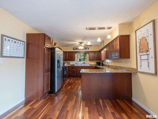 1411 W Wonderview Dr, House other with 4 bedrooms, 3 bathrooms and null parking in Dunlap IL | Image 16