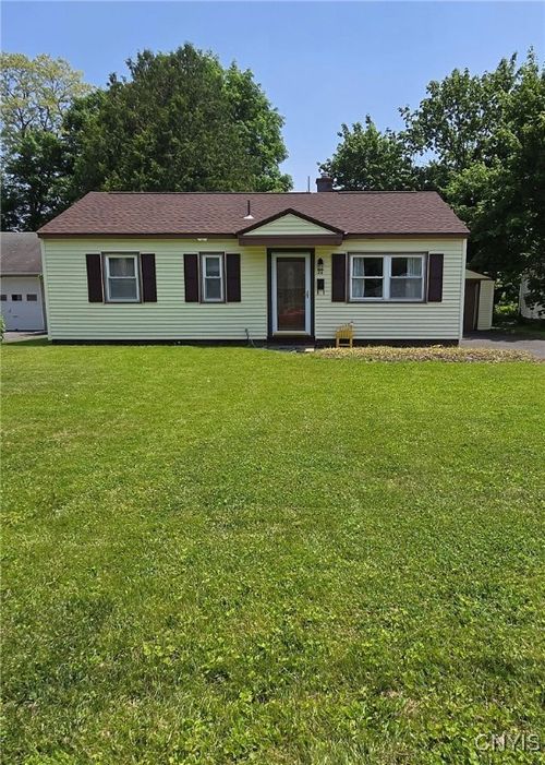 24 Pinecrest Rd, Whitesboro, NY, 13492-1710 | Card Image
