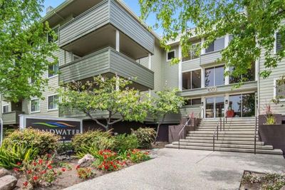 302 - Murchison Drive, Condo with 2 bedrooms, 2 bathrooms and 2 parking in Millbrae CA | Image 1