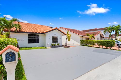 4542 Sw 144th Ct, Miami, FL, 33175-6831 | Card Image