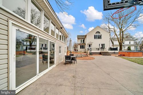 1433 Lawrence Rd, LAWRENCE TOWNSHIP, NJ, 08648-3527 | Card Image