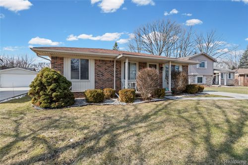 42719 Walker Street, Clinton Charter Township, MI, 48038 | Card Image