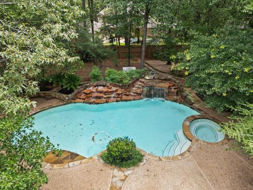 2802 Valley Manor Dr, Kingwood, TX, 77339-2540 | Card Image