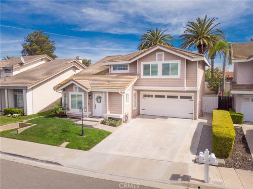 11597 Norgate Cir, Corona, CA, 92878-9117 | Card Image