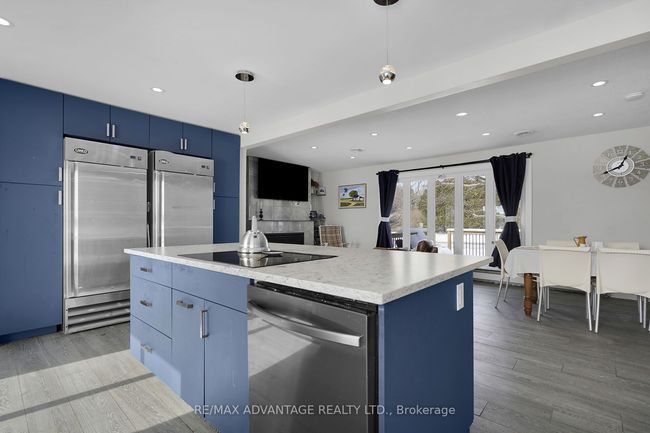 9755 Longwoods Rd, House other with 5 bedrooms, 3 bathrooms and 4 parking in London ON | Image 16