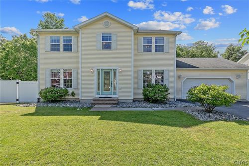 27 Tupelo Dr, Oswego, NY, 13126-6716 | Card Image