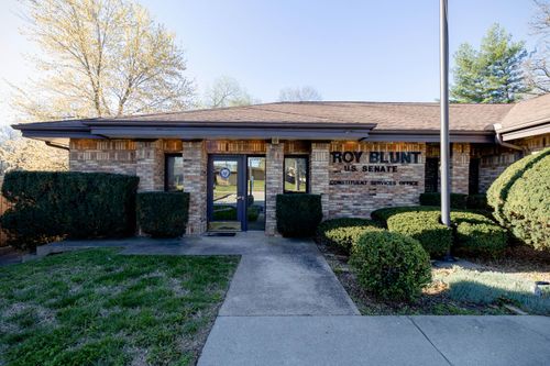 ste-b-2740 E Sunshine St, Springfield, MO, 65804-2016 | Card Image