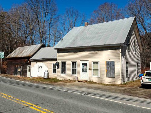804 S Main St, Bradford, VT, 05033-8879 | Card Image