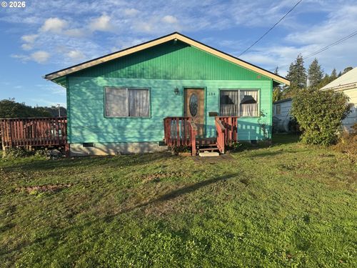 684 E 10th St, Coquille, OR, 97423-1512 | Card Image