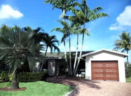 11841 Nw 41st St, Sunrise, FL, 33323-3613 | Card Image
