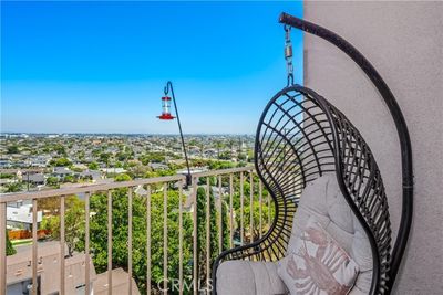 502 - Camino Real, Condo with 2 bedrooms, 2 bathrooms and 2 parking in Redondo Beach CA | Image 3