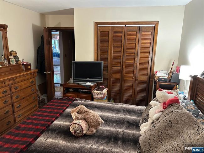 57A Fairview Ave, House other with 6 bedrooms, 2 bathrooms and null parking in Park Ridge NJ | Image 11