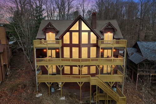 277 Kestrel Ct, Sapphire, NC, 28774-7730 | Card Image