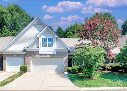 4436 Glenlea Commons Dr, Charlotte, NC, 28216-9522 | Card Image