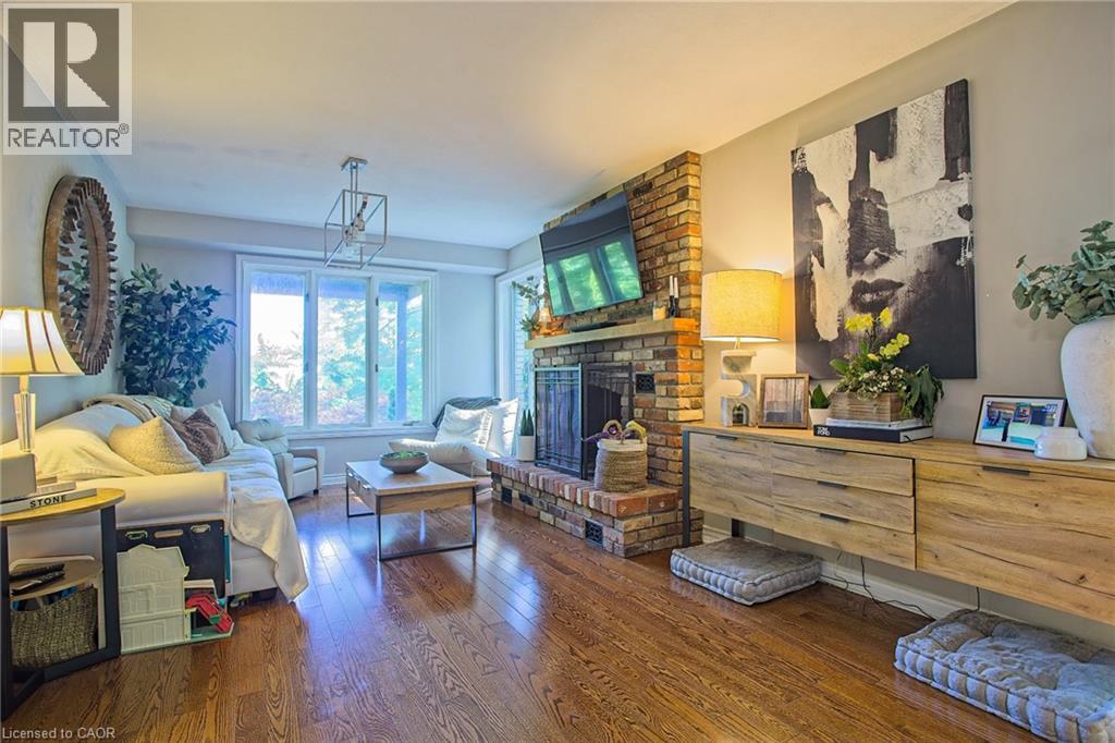 Residential Lease in Grimsby 5