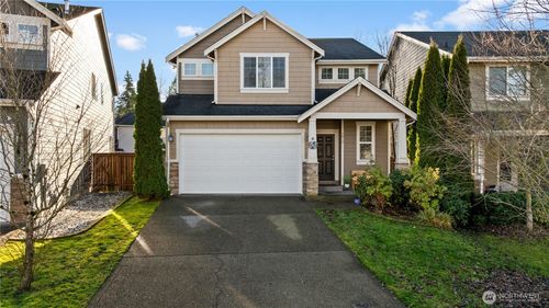 7912 164th St E, Puyallup, WA, 98375-7207 | Card Image