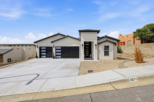 3071 Featherstone Dr, Las Cruces, NM, 88011-5289 | Card Image