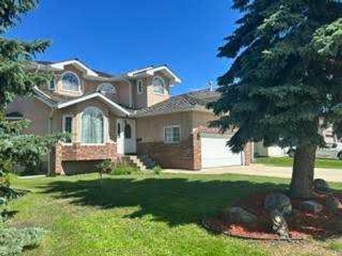 92 Anquetel St, Red Deer, AB, T4R2K7 | Card Image