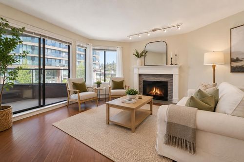 204-1440 George Street, White Rock, BC, V4B4A3 | Card Image