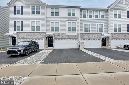 430 Wyatt Dr, TOWNSEND, DE, 19734-2812 | Card Image