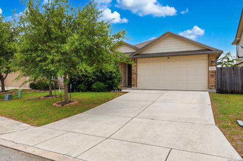 2611 Live Oak Pass, San Antonio, TX, 78244-4405 | Card Image