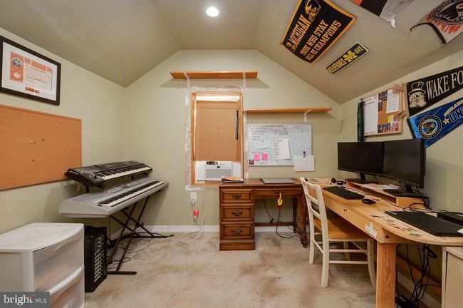 130 W Poplar St, Home with 3 bedrooms, 2 bathrooms and null parking in FLEETWOOD PA | Image 28
