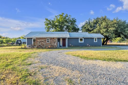 4080 Pleasant Valley Rd, Mineral Wells, TX, 76067-1640 | Card Image