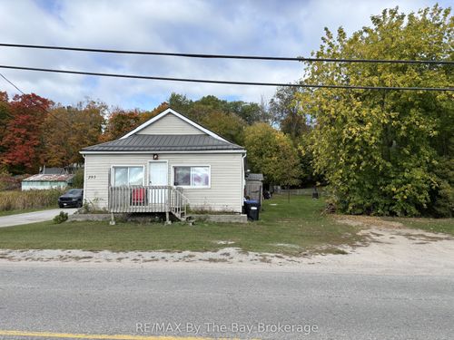 203 Gianetto Dr, Midland, ON, L4R5J4 | Card Image