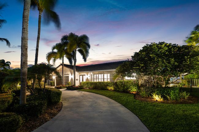 4220 Ne 24 Th Ave, House other with 3 bedrooms, 2 bathrooms and null parking in Lighthouse Point FL | Image 35