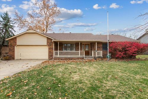 251 Michelle Dr, Clearwater, KS, 67026-9490 | Card Image