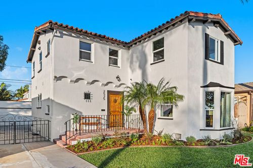2525 W 81st St, Inglewood, CA, 90305 | Card Image