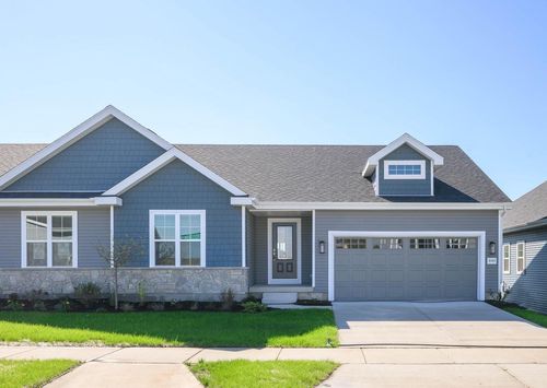 9203 Gentle Feather Rd, Verona, WI, 53593-8563 | Card Image