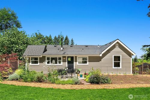 11323 E Riverside Dr, Bothell, WA, 98011-1513 | Card Image