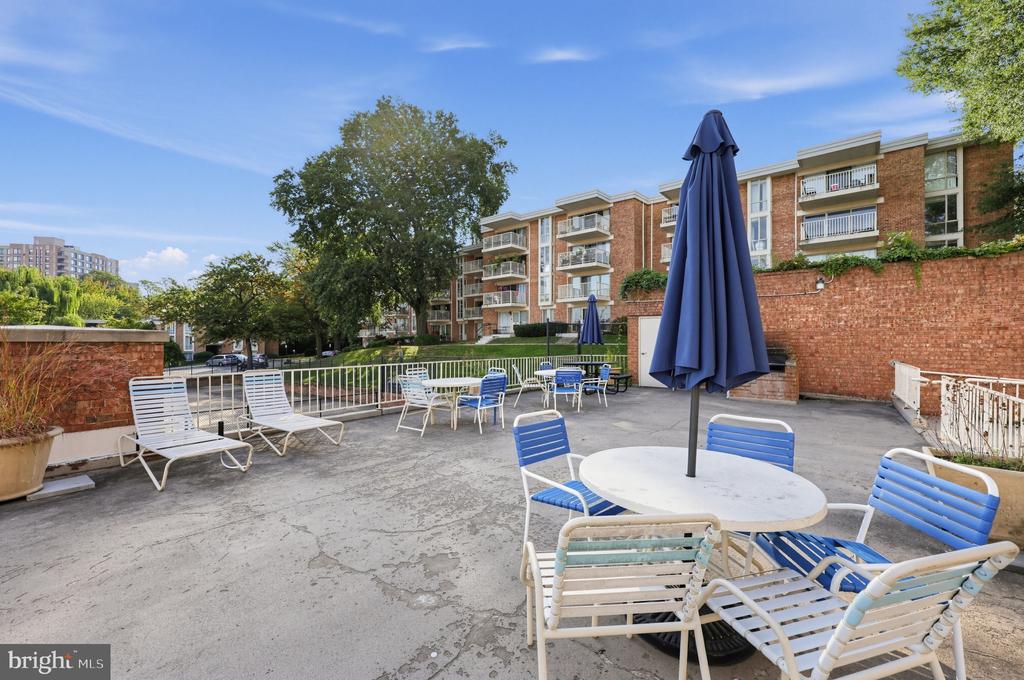 Residential Lease in ALEXANDRIA 4