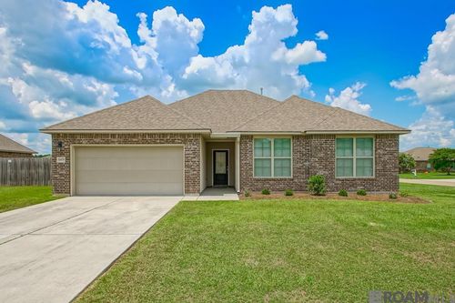 14079 Oakwilde Dr, Denham Springs, LA, 70706-0405 | Card Image
