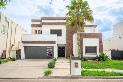 2608 Cassandra St, Mission, TX, 78572-6670 | Card Image