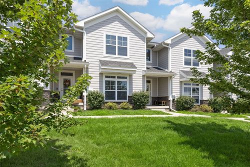 4104 Unbridled Ave, Iowa City, IA, 52240-8049 | Card Image