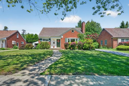 17386 Beverly Rd, Beverly Hills, MI, 48025-5540 | Card Image